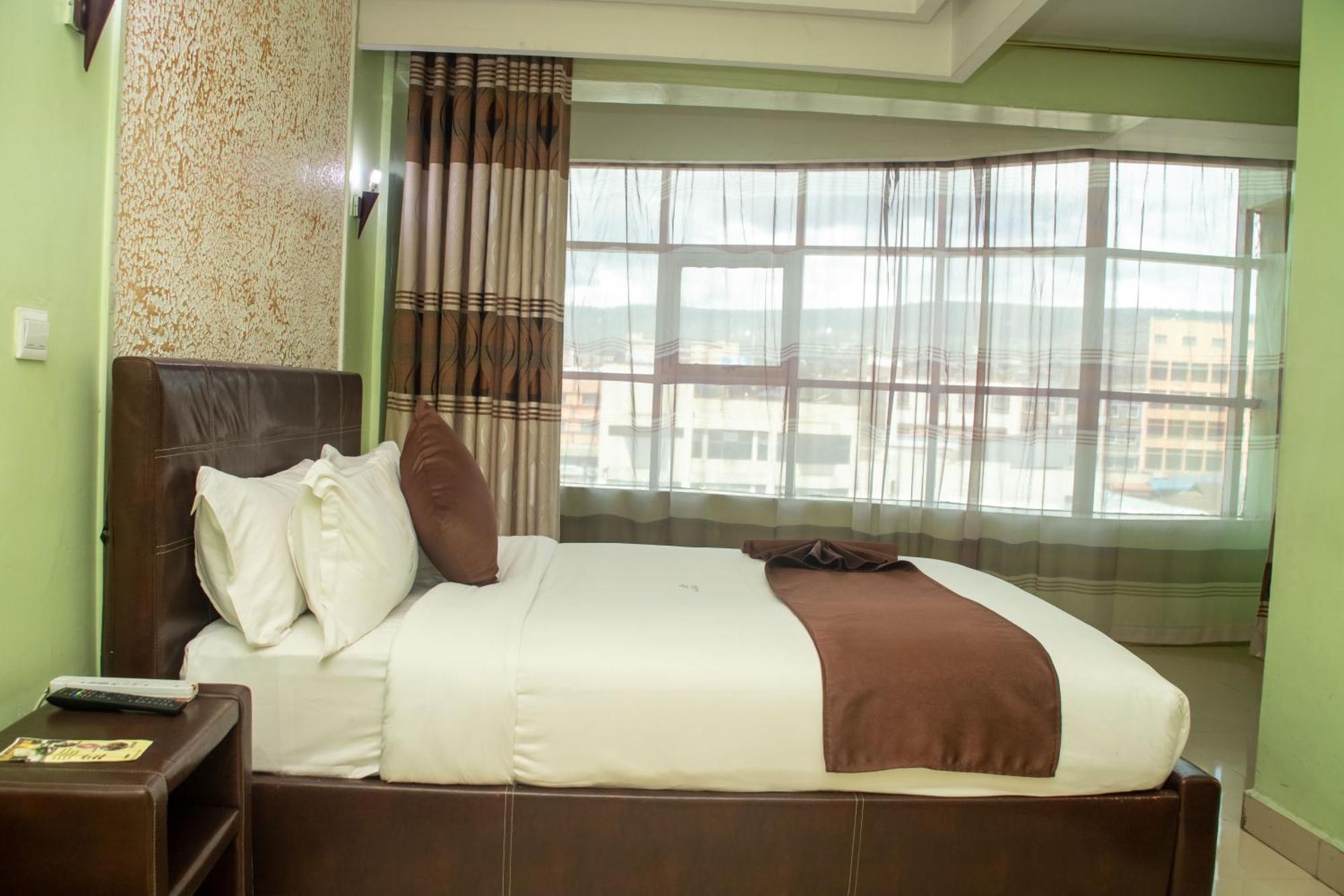 Legacy Hotel And Conference Centre Ltd Nakuru Exterior photo