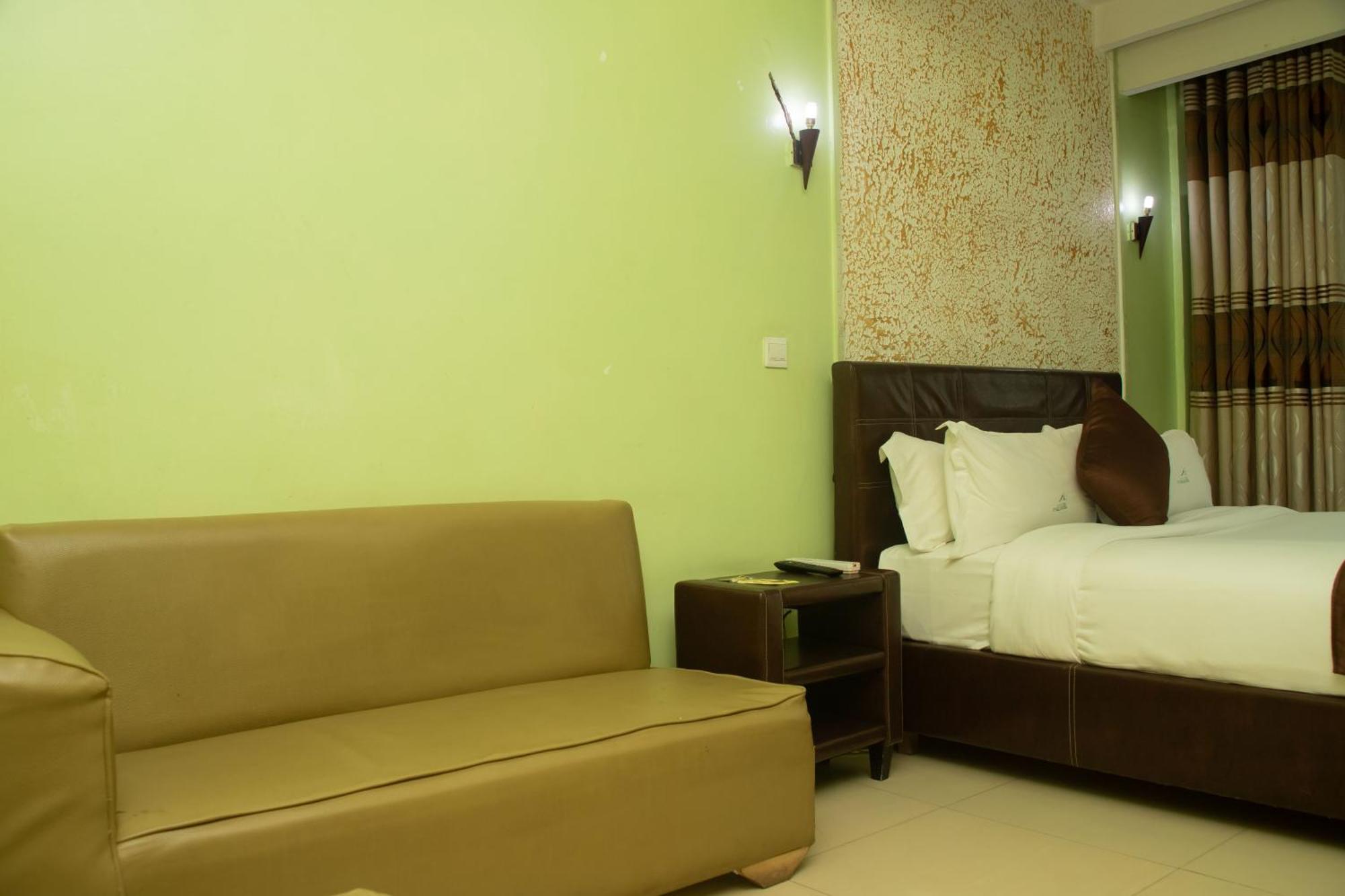 Legacy Hotel And Conference Centre Ltd Nakuru Exterior photo