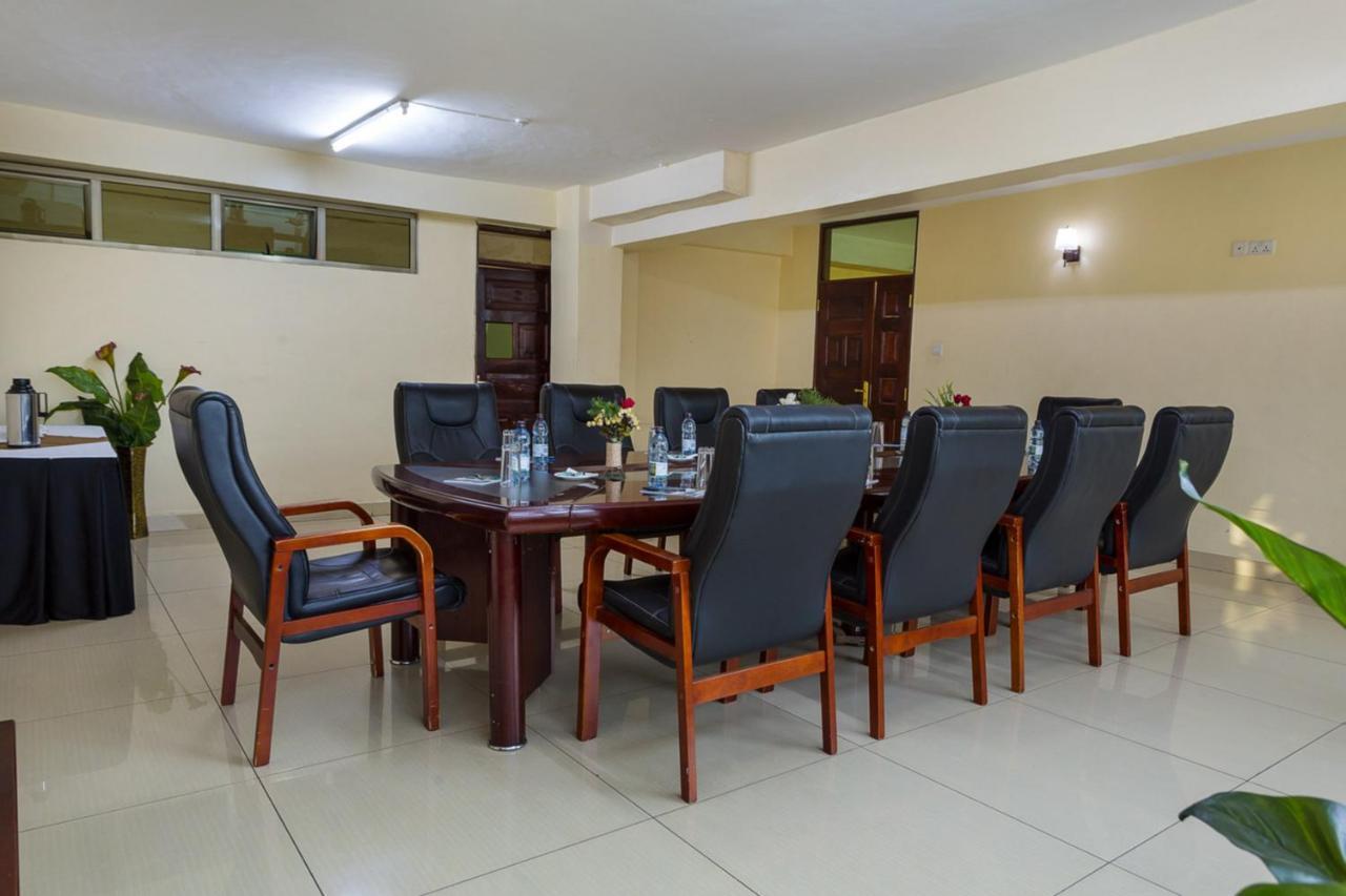 Legacy Hotel And Conference Centre Ltd Nakuru Exterior photo